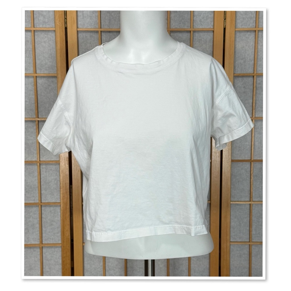 Lululemon Athletica Cates White Cropped Top